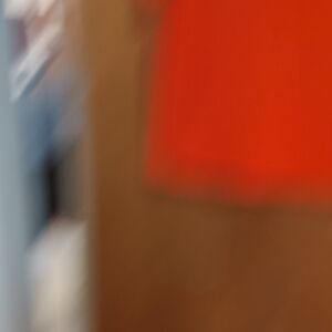 Vibrant Red/Oranges Cap Sleeve Tee Size Large 12-14